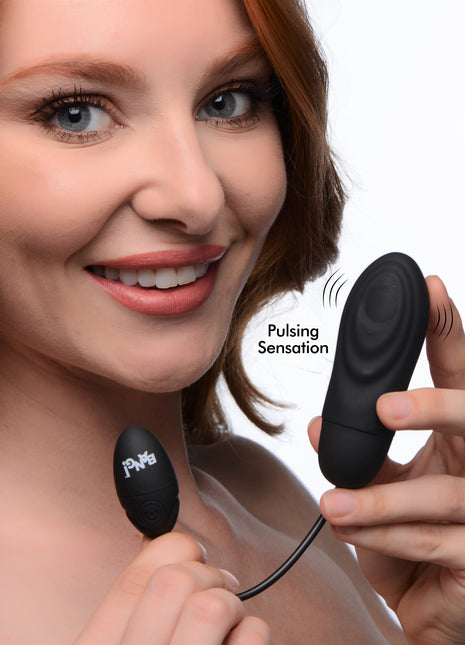 7x Pulsing Rechargeable Silicone Vibrator - Black